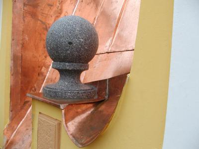 Fasádní prvek v Lokti - Hotel císař Ferdinand