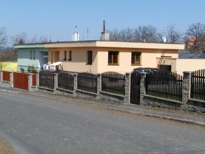 Rodinný dům Březová - původní stav - plochá střecha