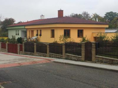 Rodinný dům Březová - po dokončení - sedlová střecha