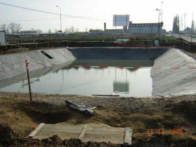 Retenční nádrž v Chebu po dokončení - EPDM membrána Firestone